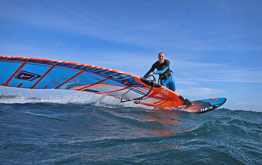 ustka na fali-windsurfing
